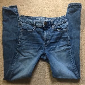 American Eagle Outfitters High Rise Jegging